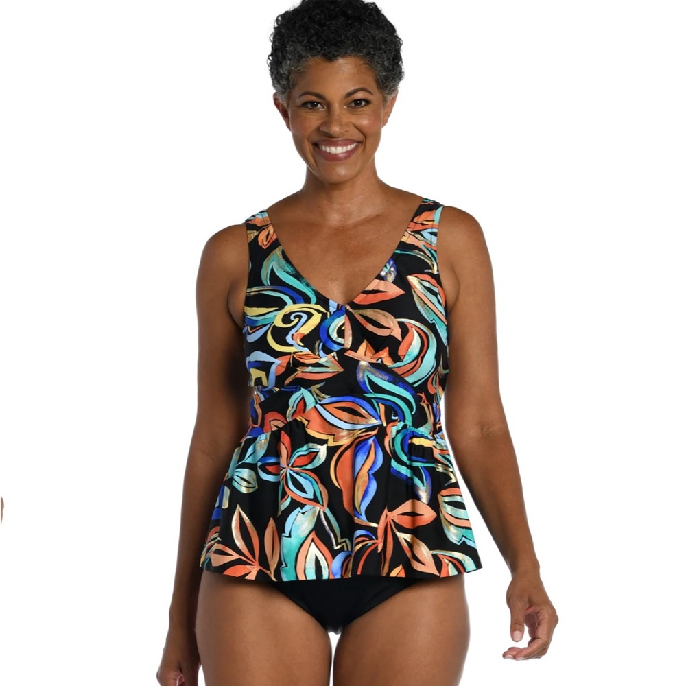 Maxine of Hollywood Tankini top size 12 NWT